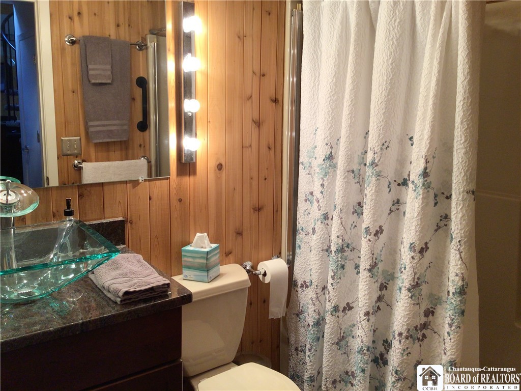 4428 Old Road Camelot