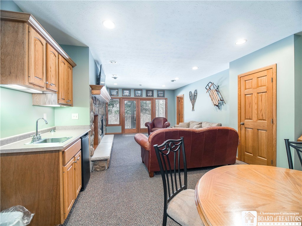 8434 Canterbury Drive 8434