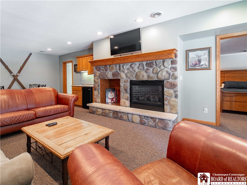 8434 Canterbury Drive 8434