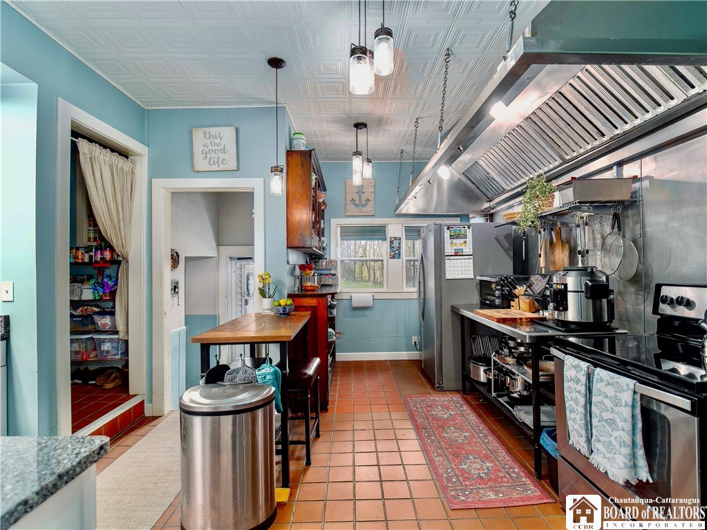 10412 Main Street