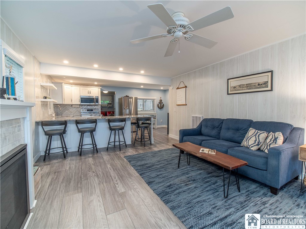 2397 Sunnyside Rt 426