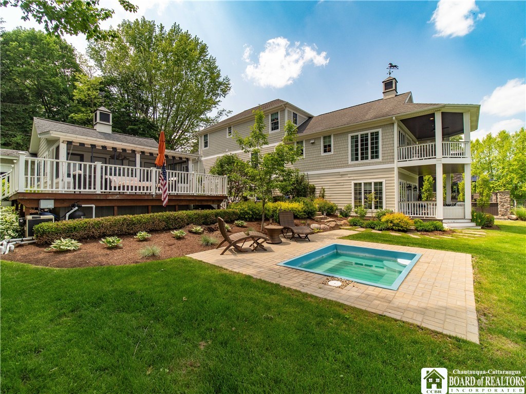 5024 and 5028 Katawka Road