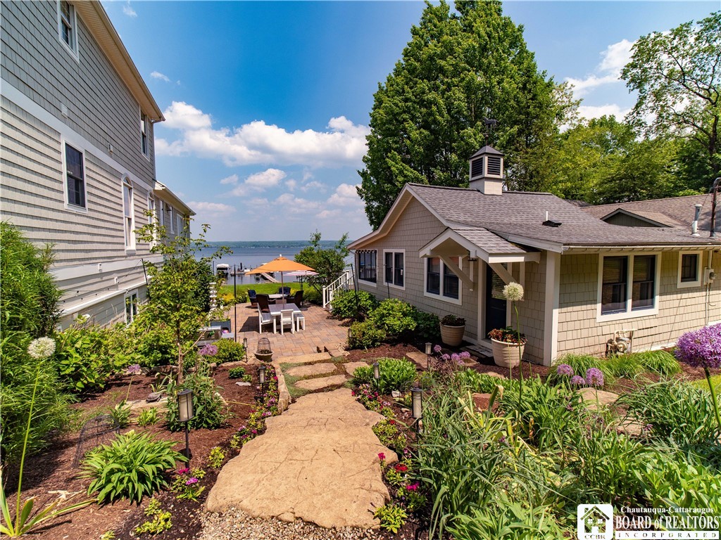 5024 and 5028 Katawka Road