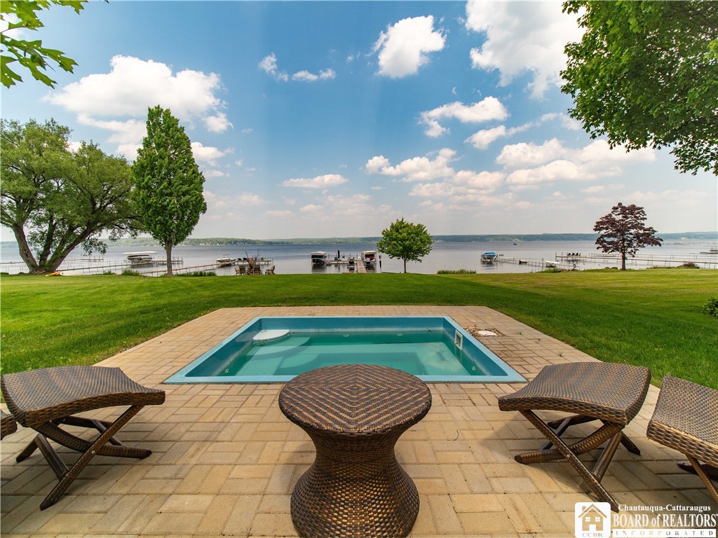 5024 and 5028 Katawka Road