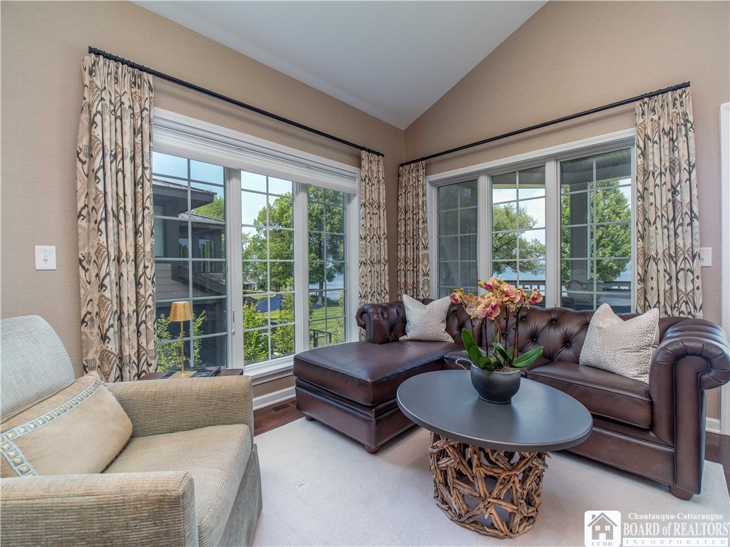 5024 and 5028 Katawka Road