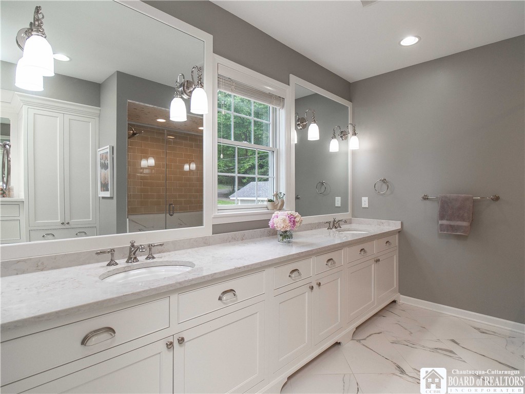 5024 and 5028 Katawka Road