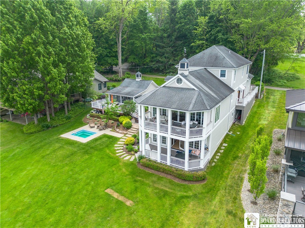 5024 and 5028 Katawka Road