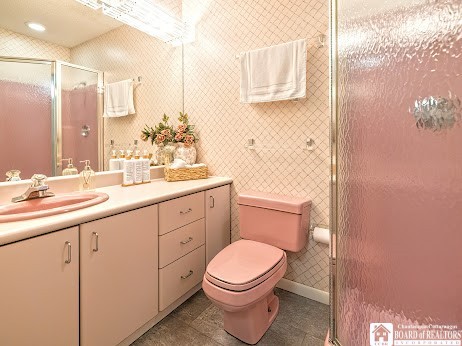 4483 Old Road Camelot 4483