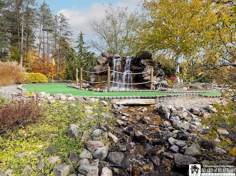 4483 Old Road Camelot 4483