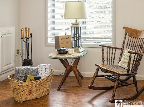 4483 Old Road Camelot 4483