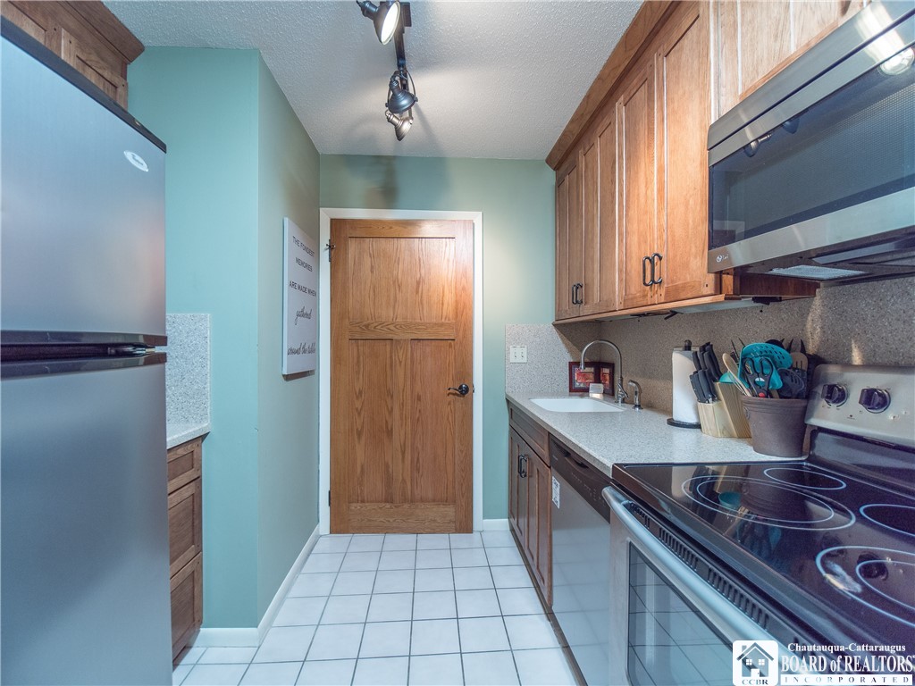 4468 Old Road Camelot 4468