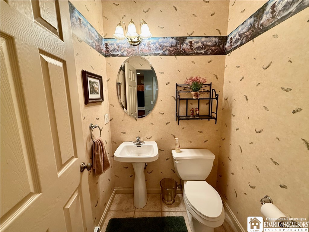 8009 Canterbury Drive 8009