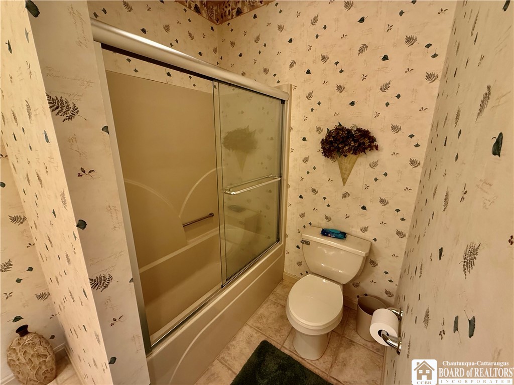 8009 Canterbury Drive 8009