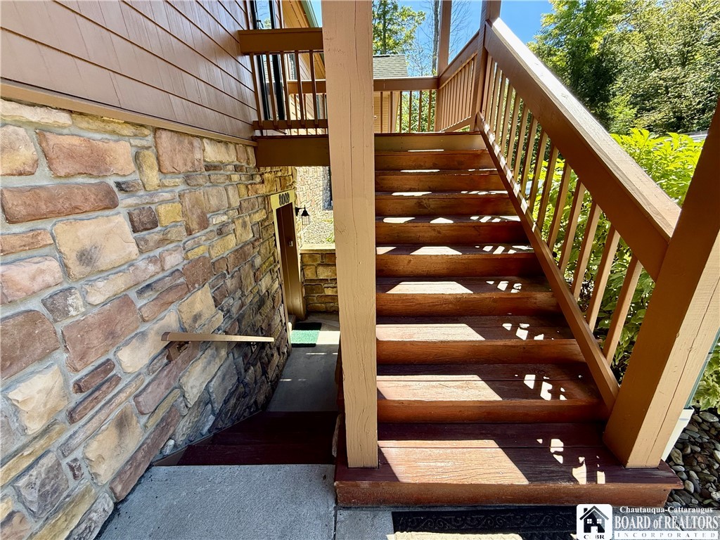 8009 Canterbury Drive 8009