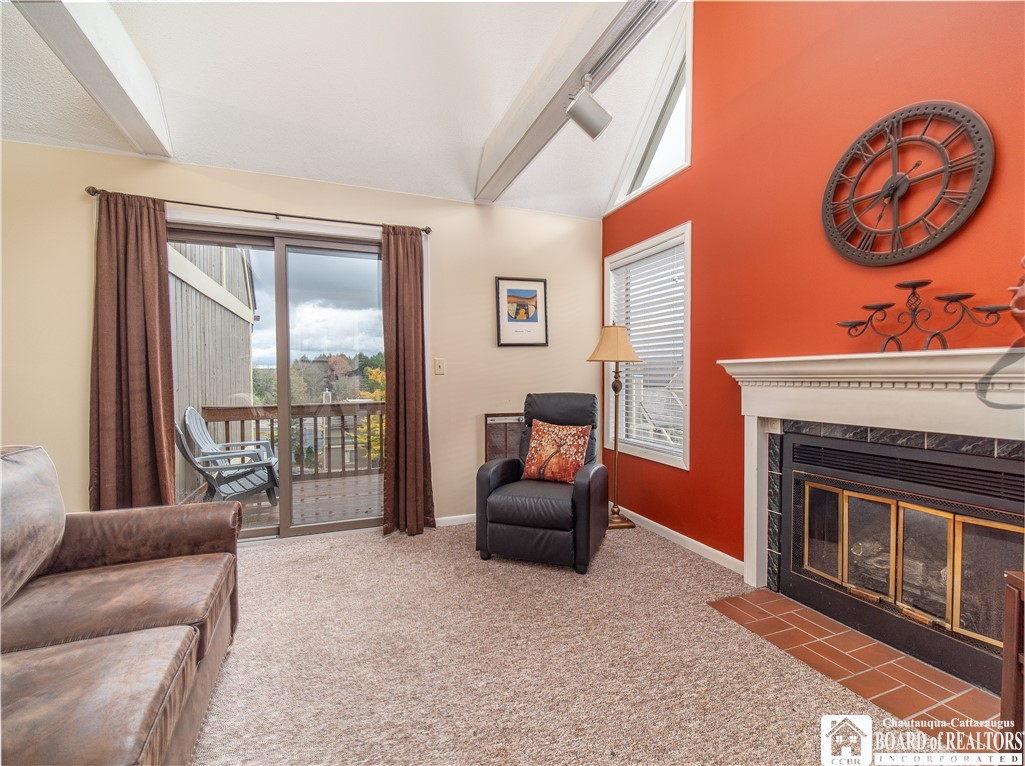 4438 Old Road Camelot