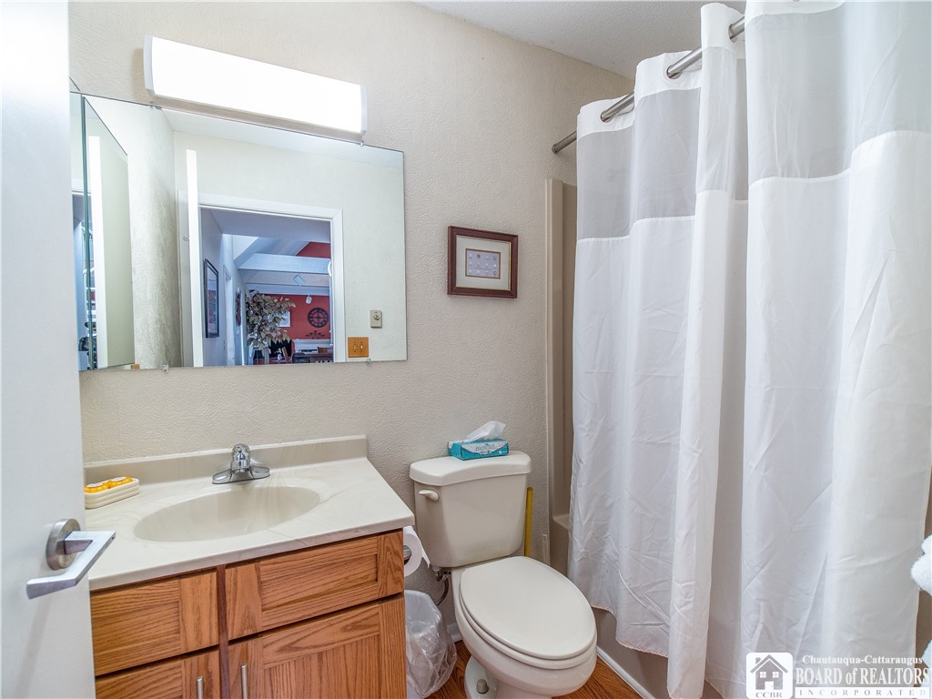 4438 Old Road Camelot