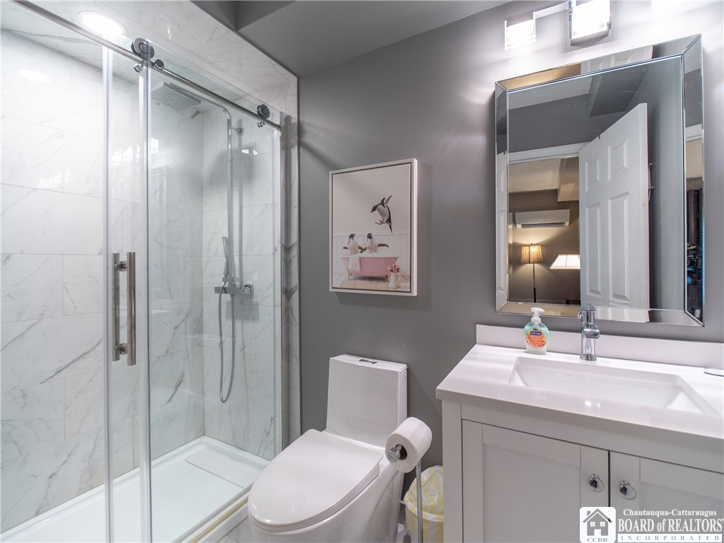 4454 Old Road Camelot 6-203