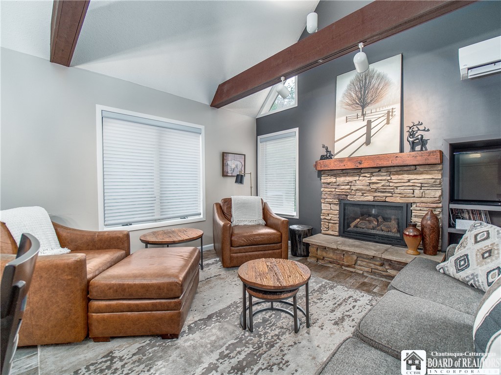 4454 Old Road Camelot 6-203