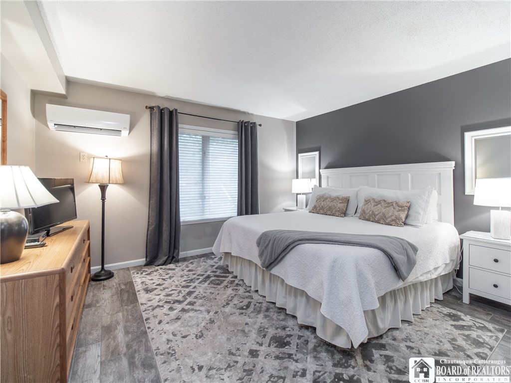 4454 Old Road Camelot 6-203