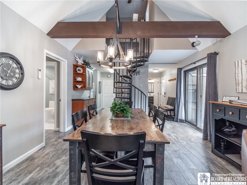 4454 Old Road Camelot 6-203