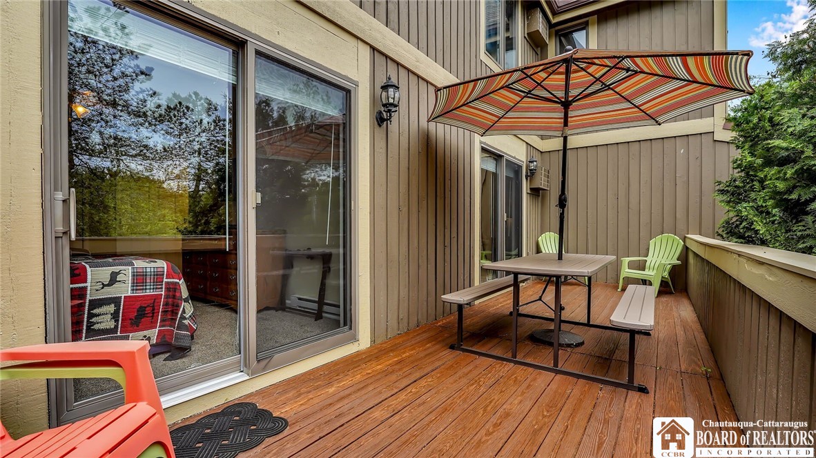 4455 Old Road Camelot 6-101