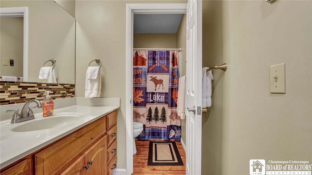 4455 Old Road Camelot 6-101