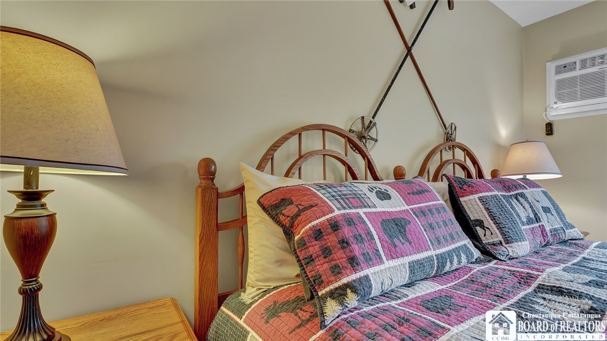 4455 Old Road Camelot 6-101