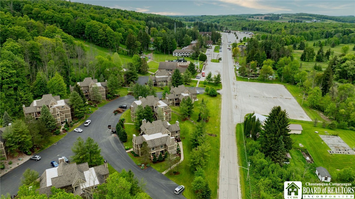 4455 Old Road Camelot 6-101