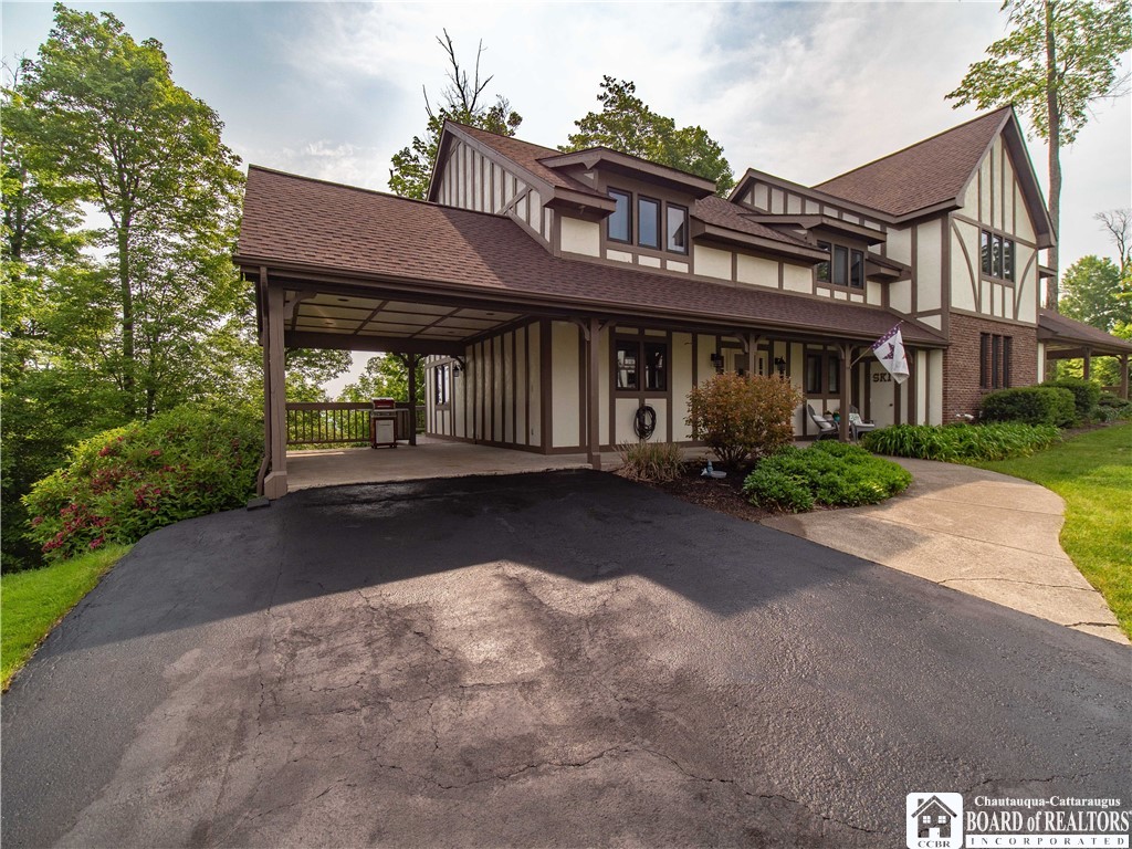 8237 Canterbury Drive