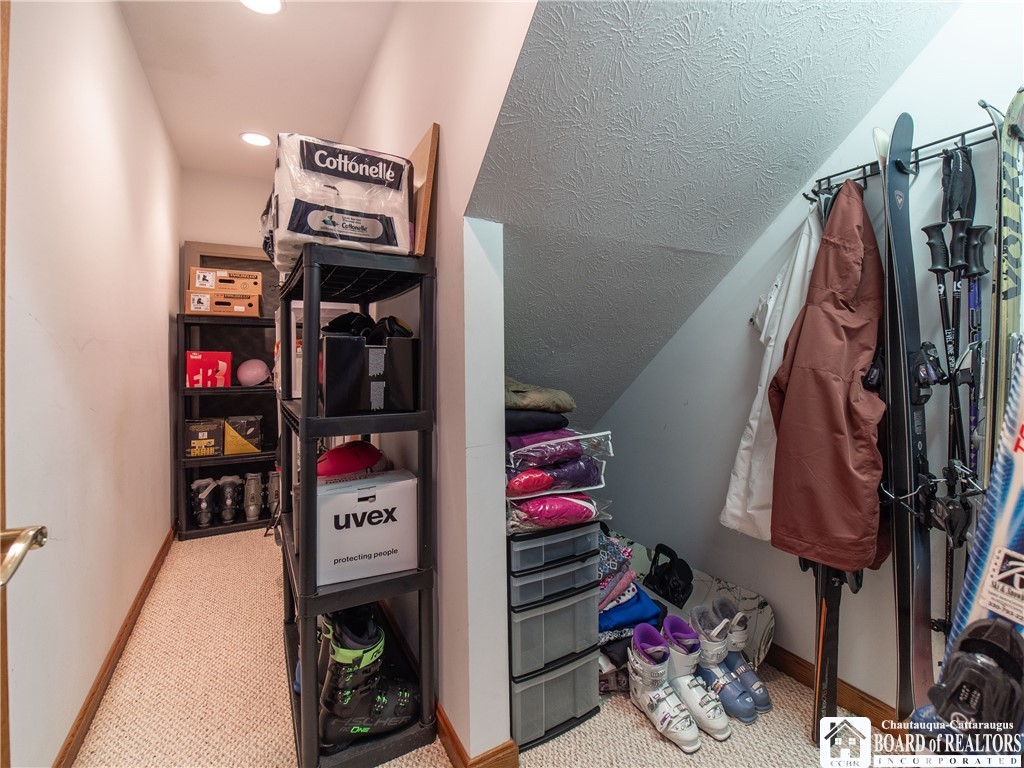 8415 Highlands Drive