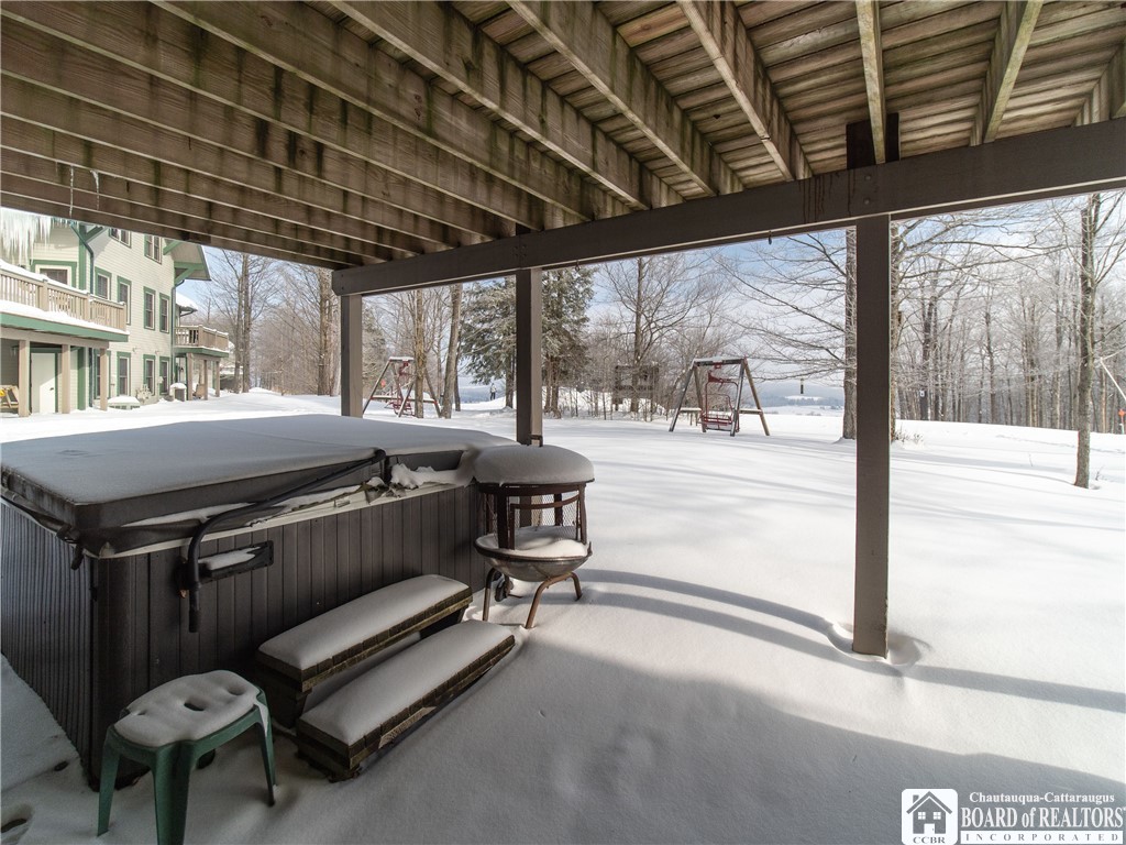 8415 Highlands Drive