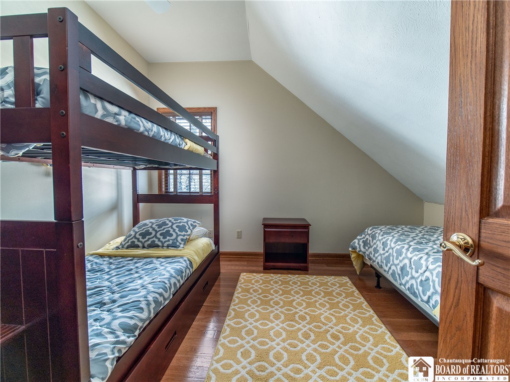 8415 Highlands Drive