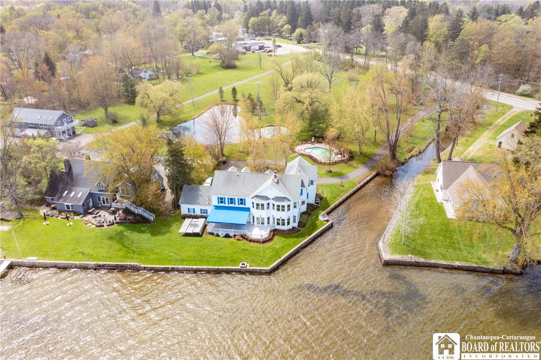 5320 West Lake Road