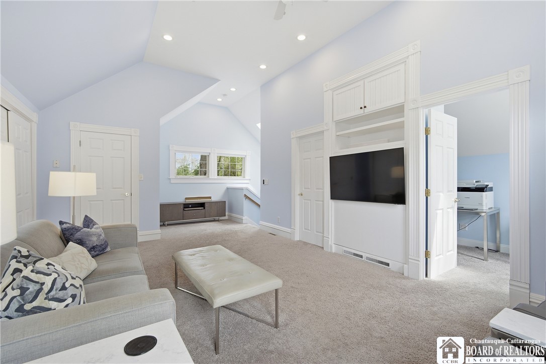 19 Winchester Road