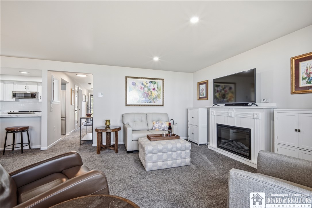 409 Edgewater Drive