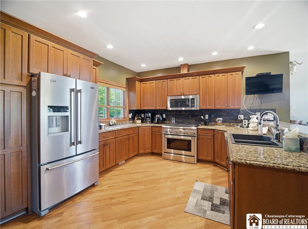 8524 Ridgeview 8524