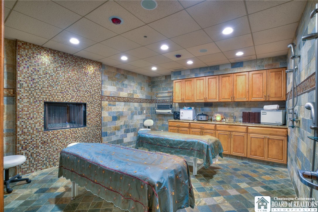 8524 Ridgeview 8524