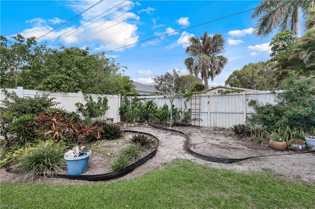 1157 Royal Palm DR