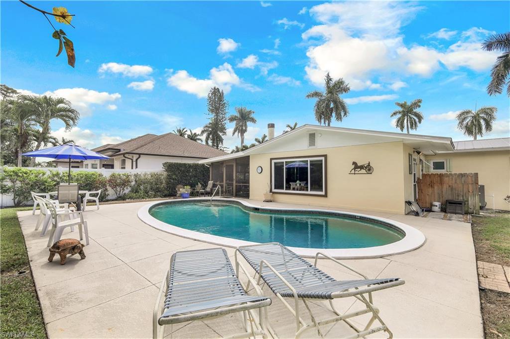 1157 Royal Palm DR