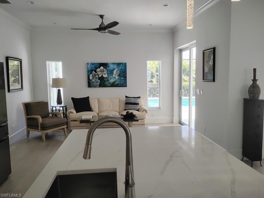 1909 Fairfax CIR