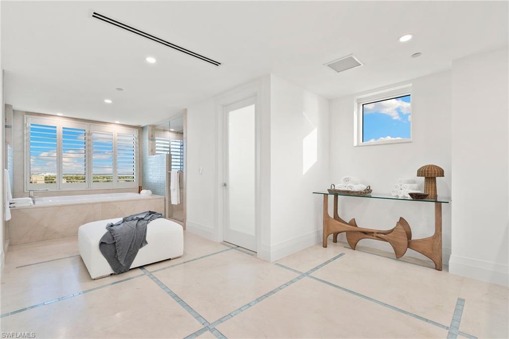 11125 Gulf Shore DR PH-1