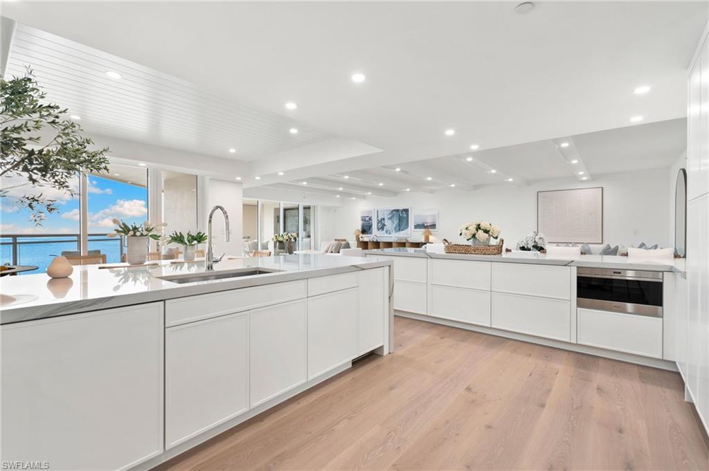 11125 Gulf Shore DR PH-1