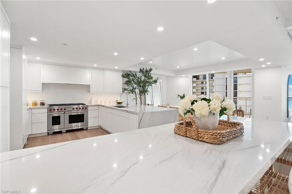 11125 Gulf Shore DR PH-1