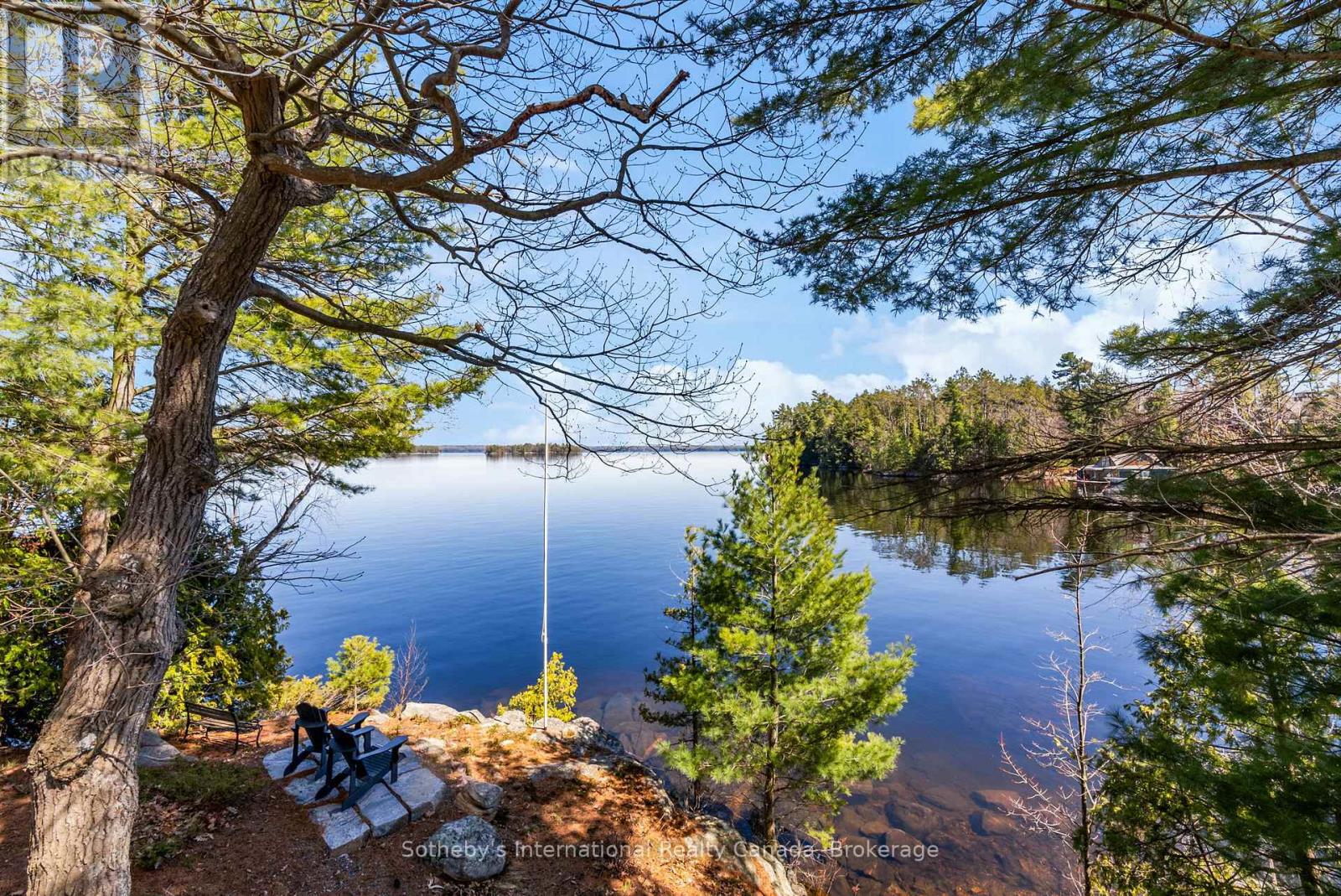 29 BEACHGROVE ISLAND 33LM