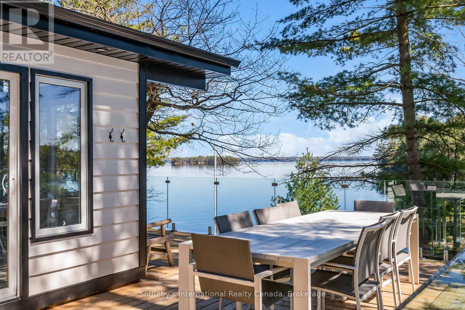 29 BEACHGROVE ISLAND 33LM
