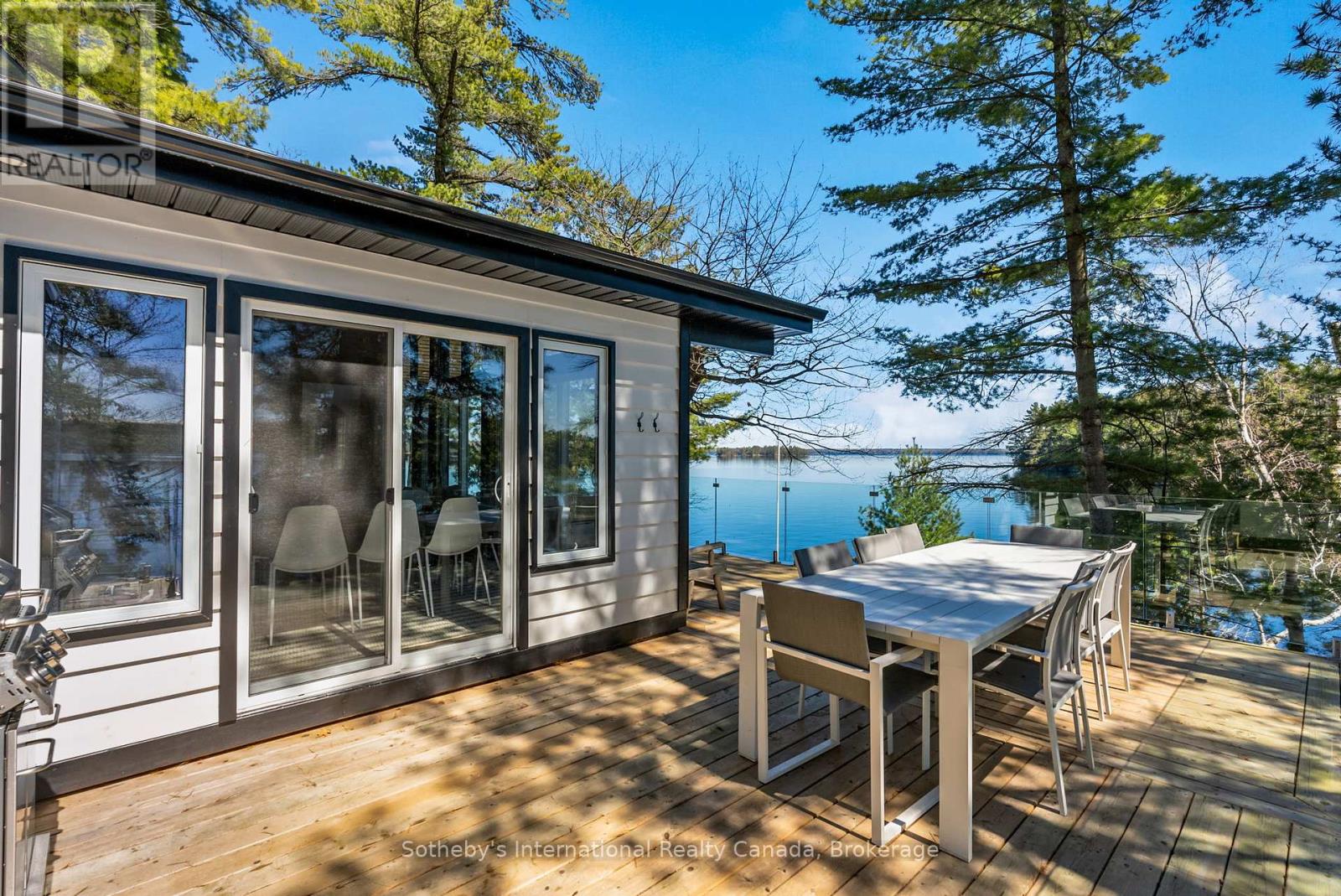 29 BEACHGROVE ISLAND 33LM