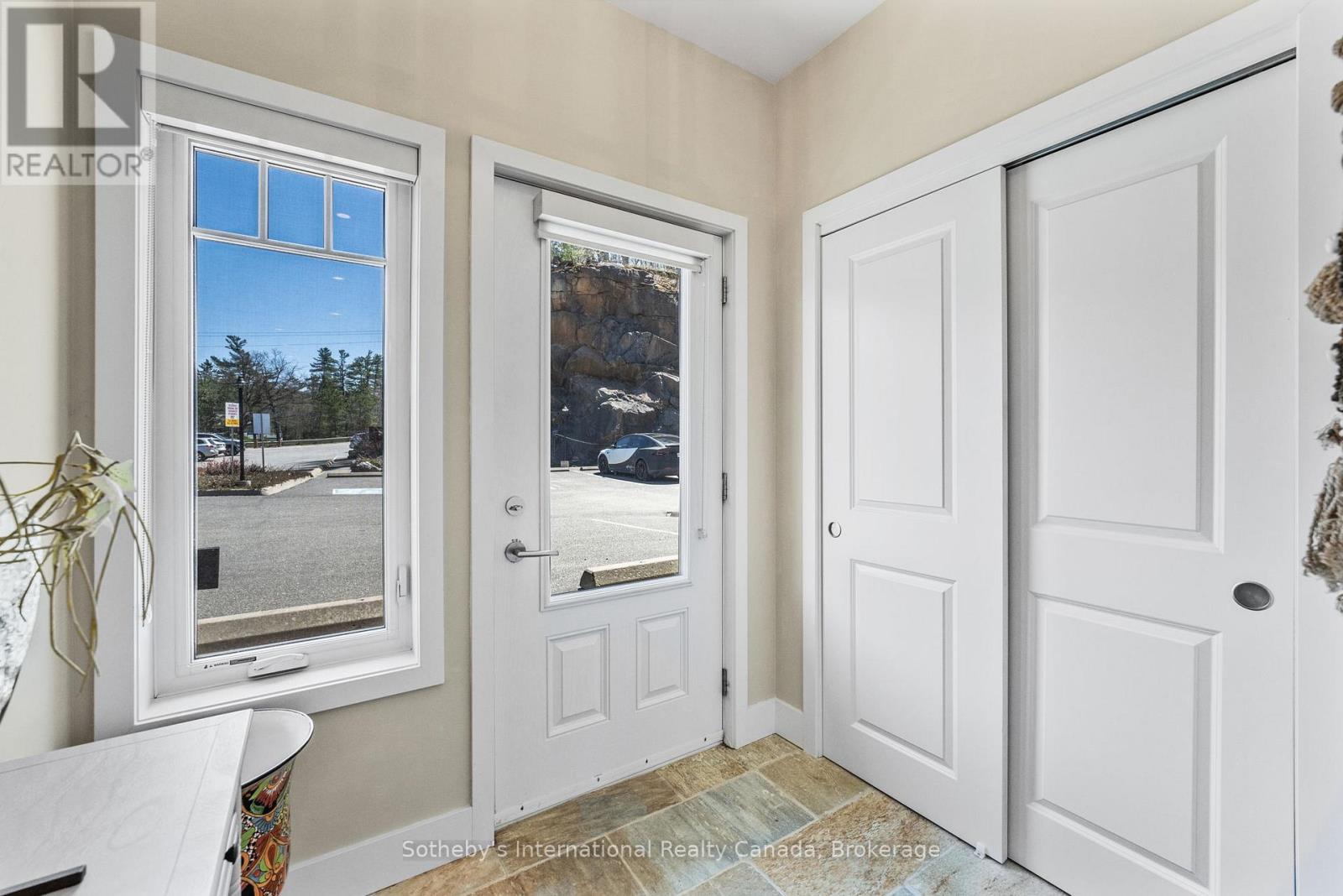 UNIT 207 - 97D JOSEPH STREET