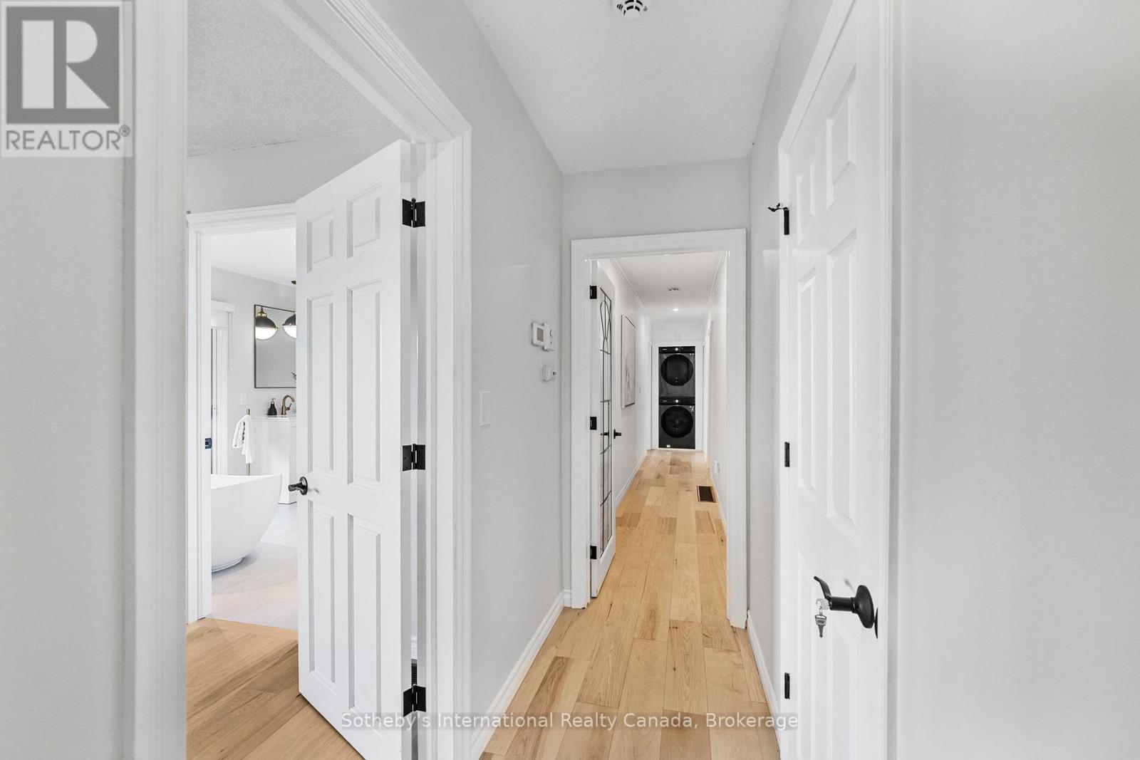 UNIT 1 - 1281 BRACKENRIG ROAD