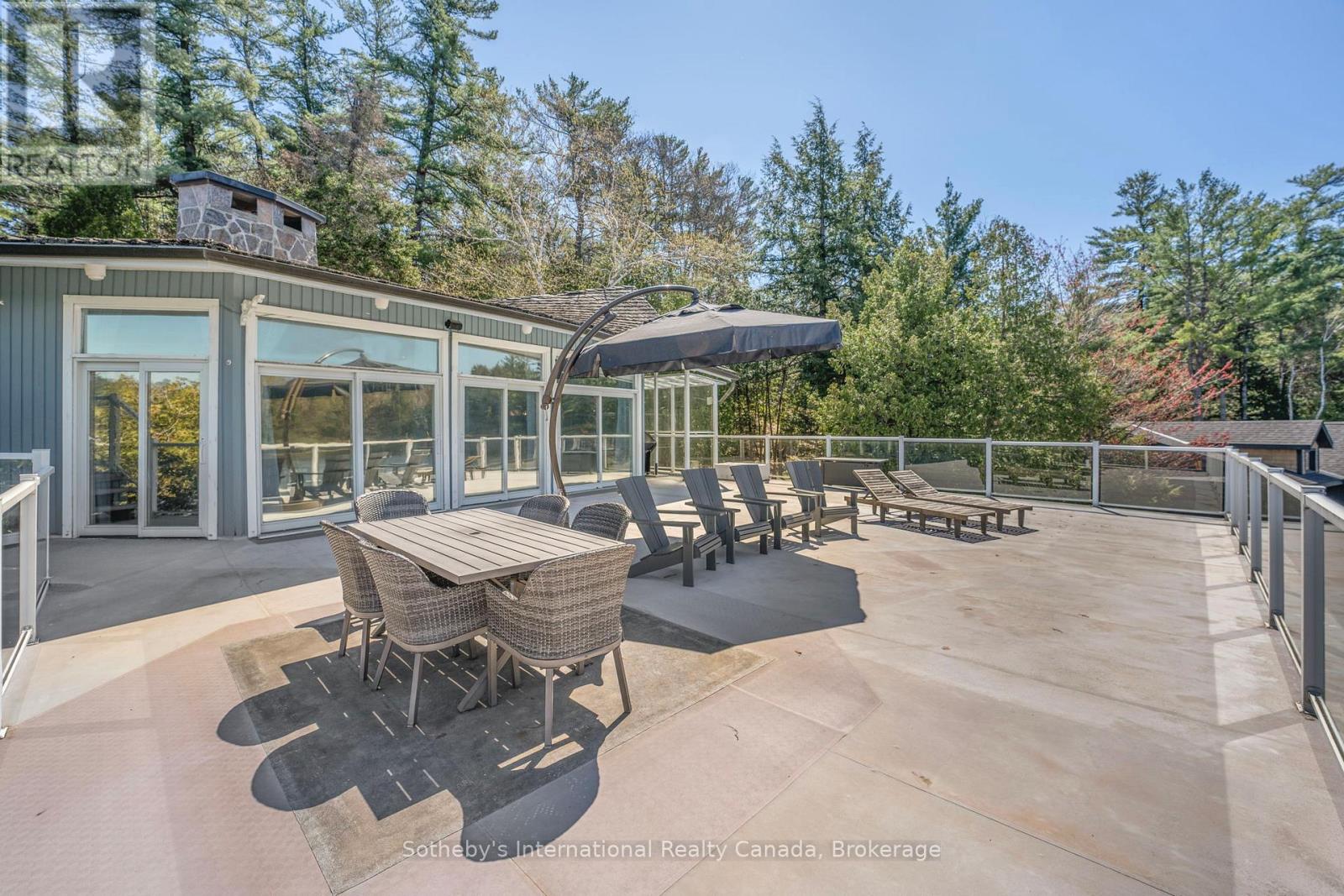 UNIT 1 - 1281 BRACKENRIG ROAD