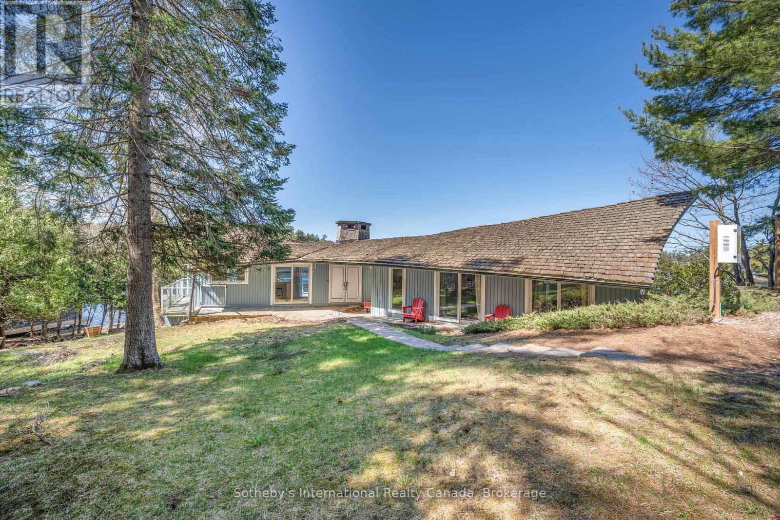 UNIT 1 - 1281 BRACKENRIG ROAD